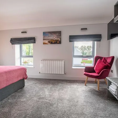 Clara's Cots 3* קריגרט