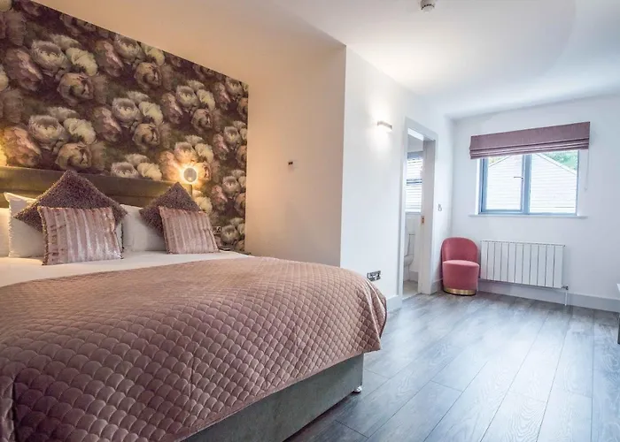 Clara's Cots Bed and breakfast